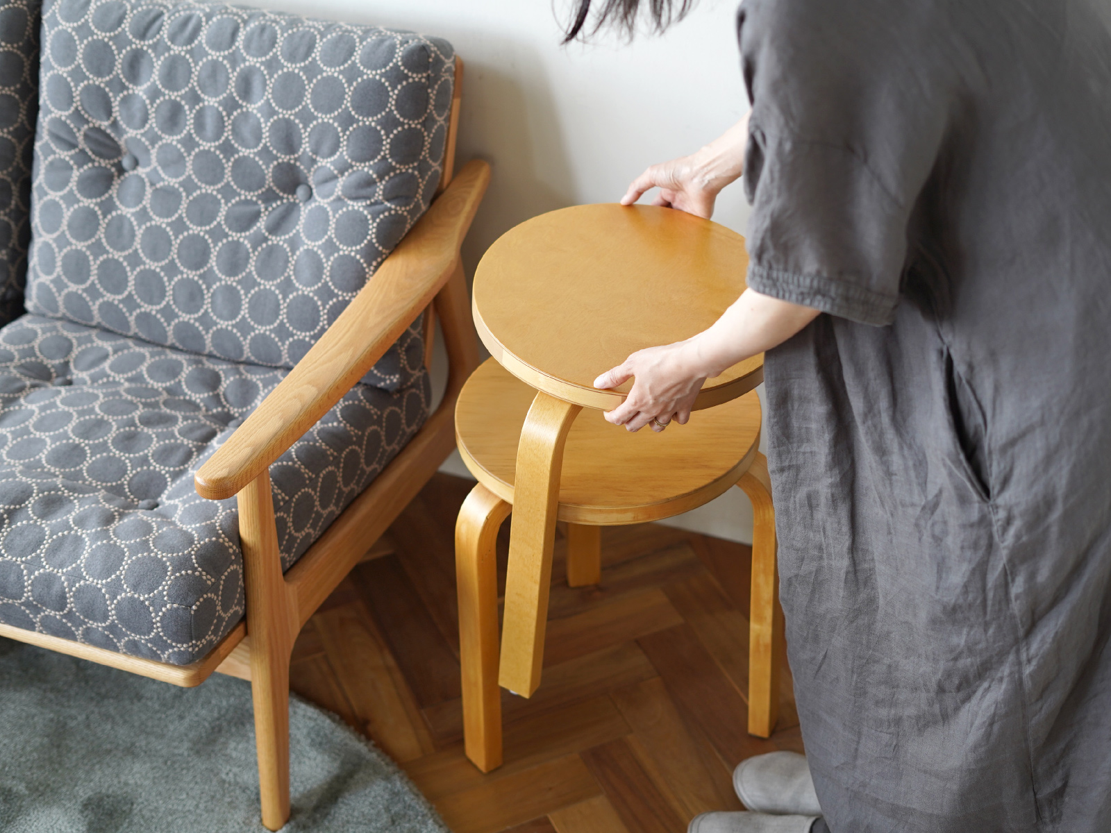 artek (アルテック)  3本脚 スツール stool60 ハニーステイン