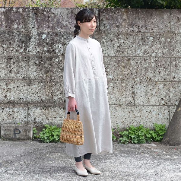 そうでしたか☺︎リネン  ホワイト くるみボタン アンティークデザイン ワンピース ドレス